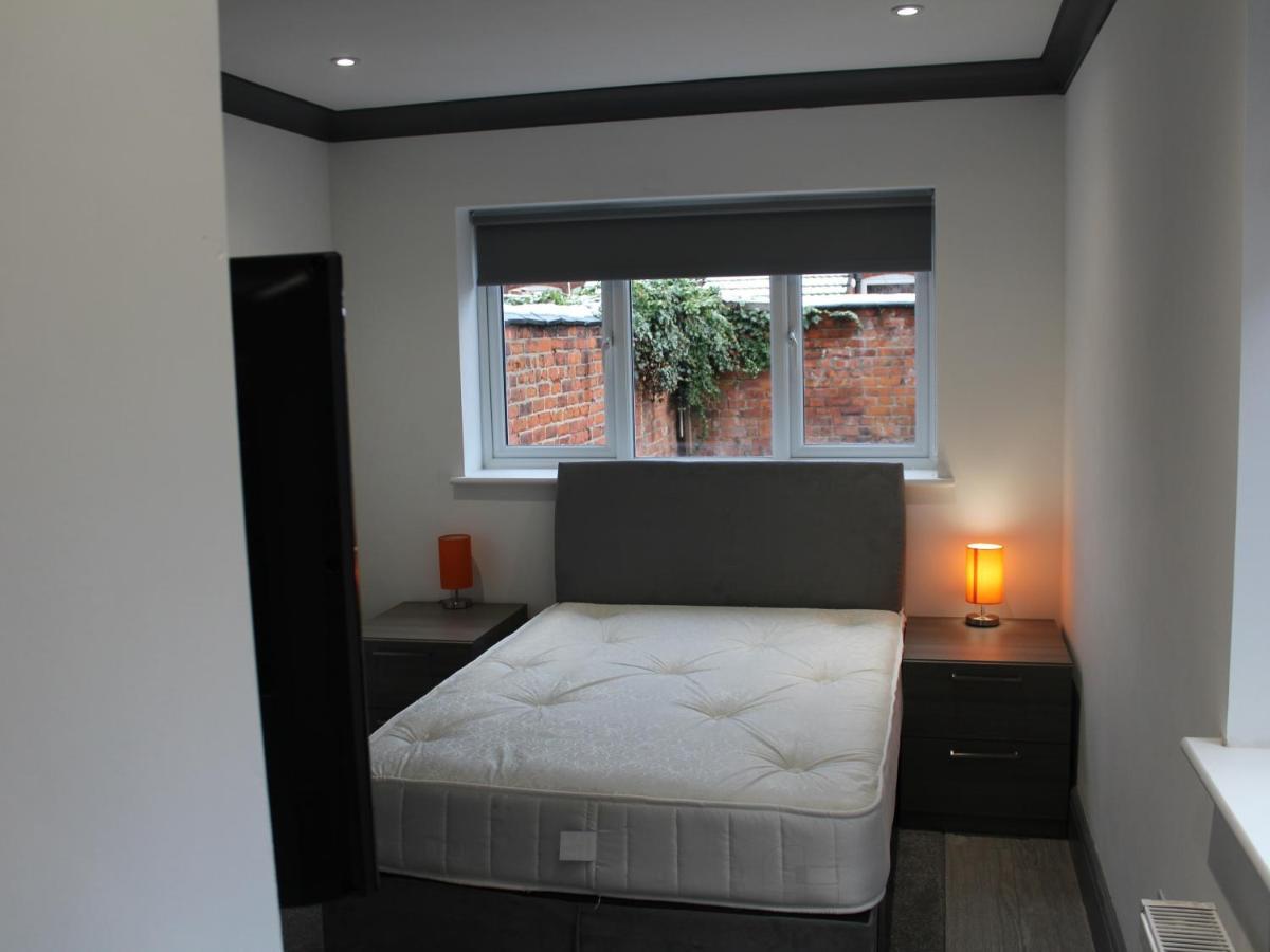 Townhouse Plus @ 282 Walthall Street Crewe Exteriör bild
